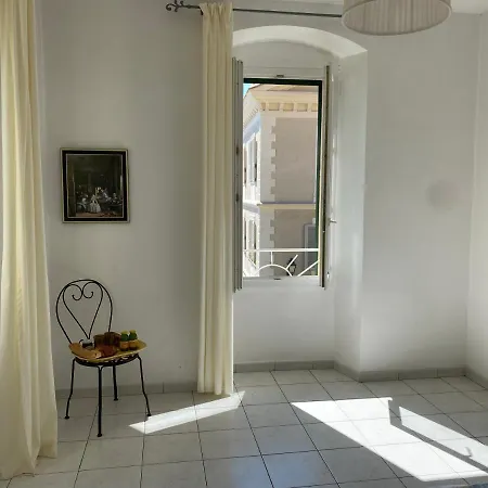 Апартаменты Casa Eugenie De Tante Madeleine Vue Sur Les Montagnes