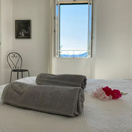 Casa Eugenie De Tante Madeleine Vue Sur Les Montagnes דירה *